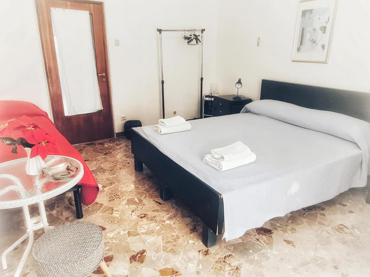 Ccc Matera Short Term Rooms Ccc Bagian luar foto