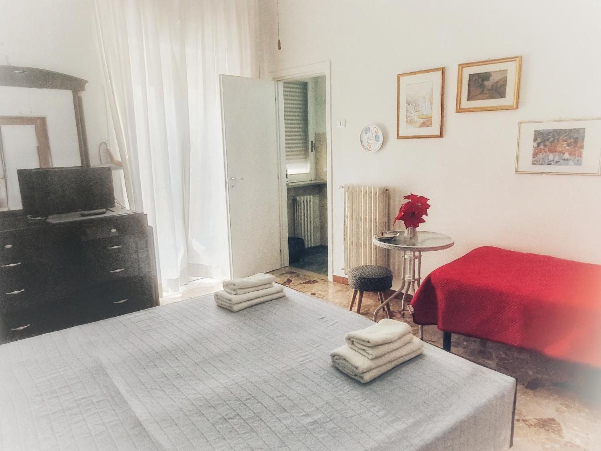 Ccc Matera Short Term Rooms Ccc Bagian luar foto