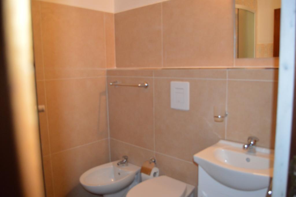Ccc Matera Short Term Rooms Ccc Bagian luar foto
