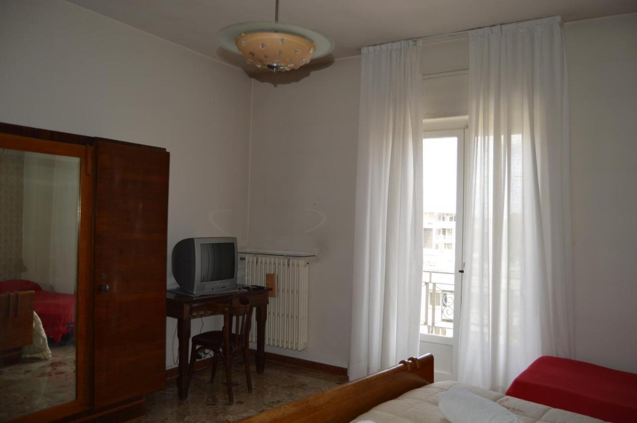Ccc Matera Short Term Rooms Ccc Bagian luar foto